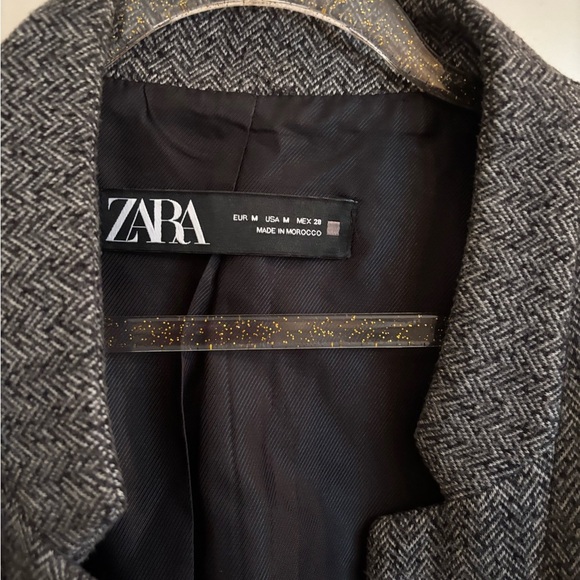 Zara Herringbone Coat Blazer in Gray Black Size Medium - Picture 2 of 5